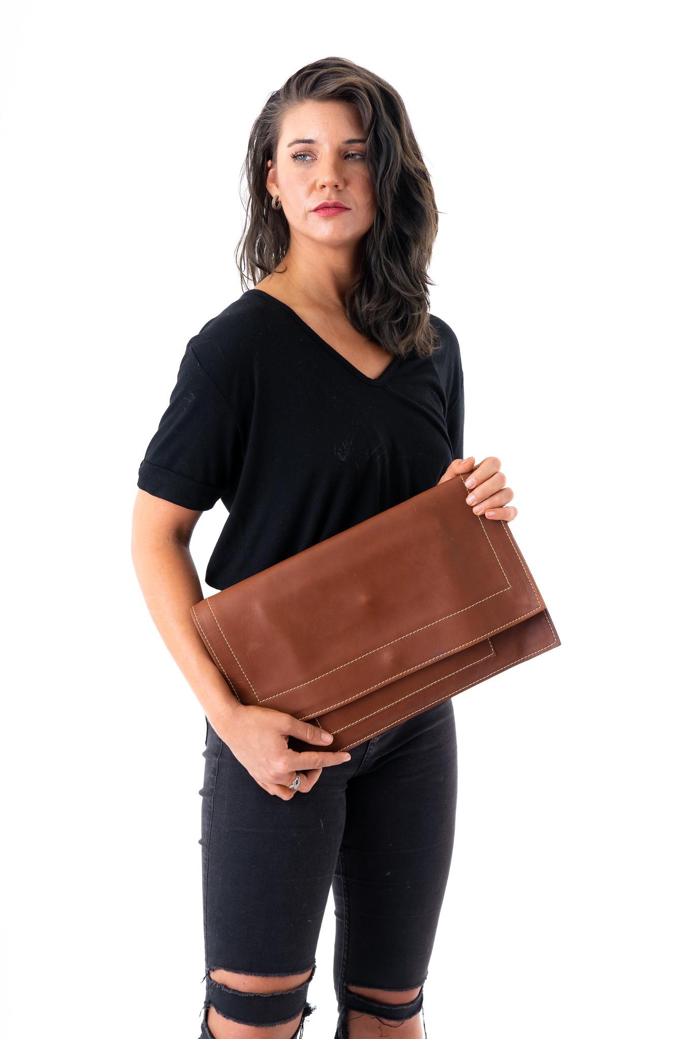 Big Boat Leather clutch - Image 3